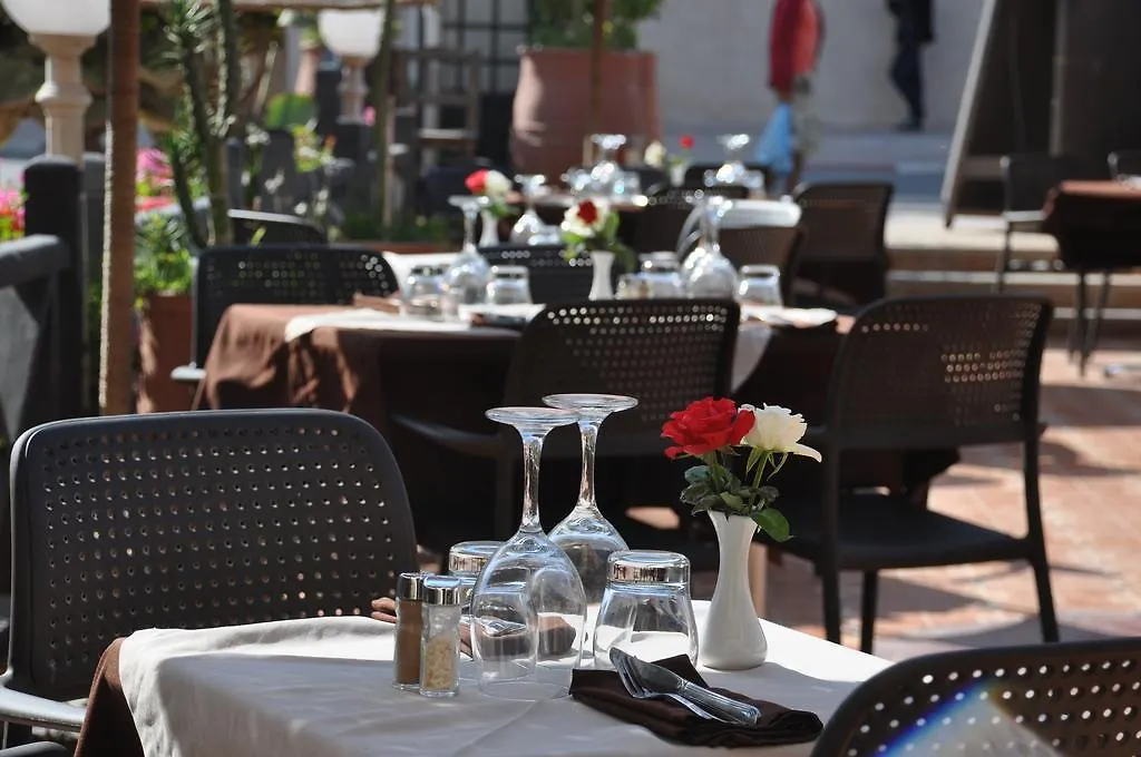 Hotel Mechouar Plaza As-Sawíra